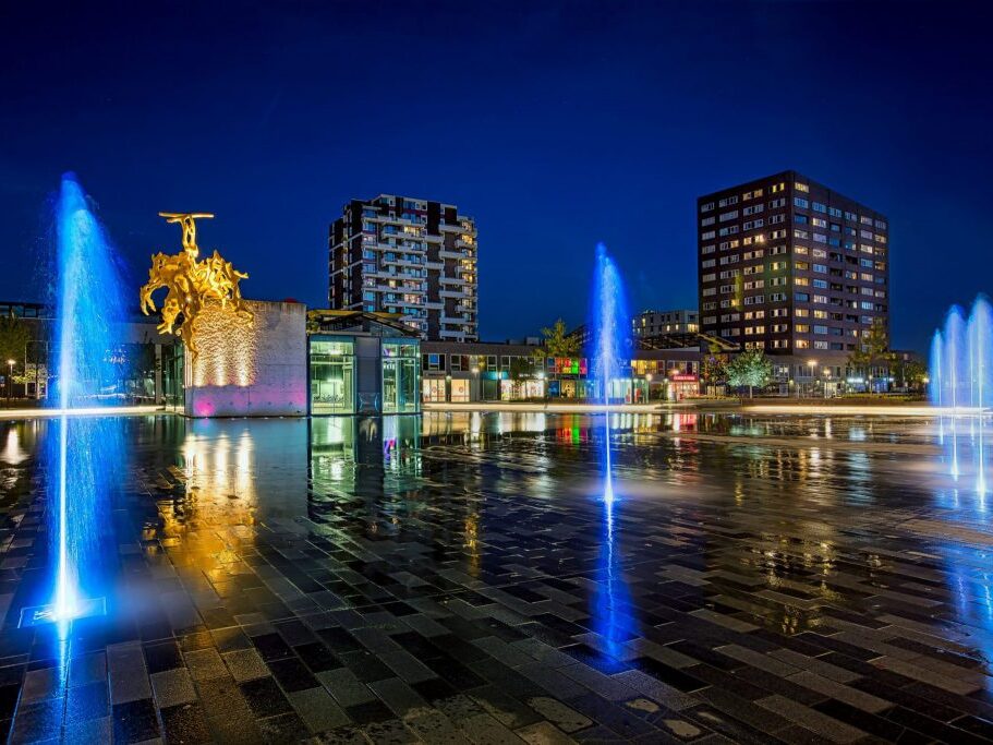 Raadhuisplein-Emmen-e1556540002731-1024×683